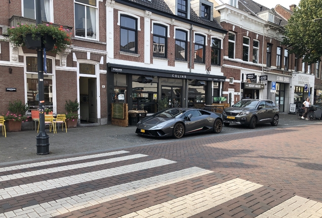 Lamborghini Huracán LP640-4 Performante