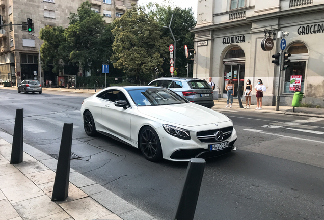 Mercedes-AMG S 63 Coupé C217