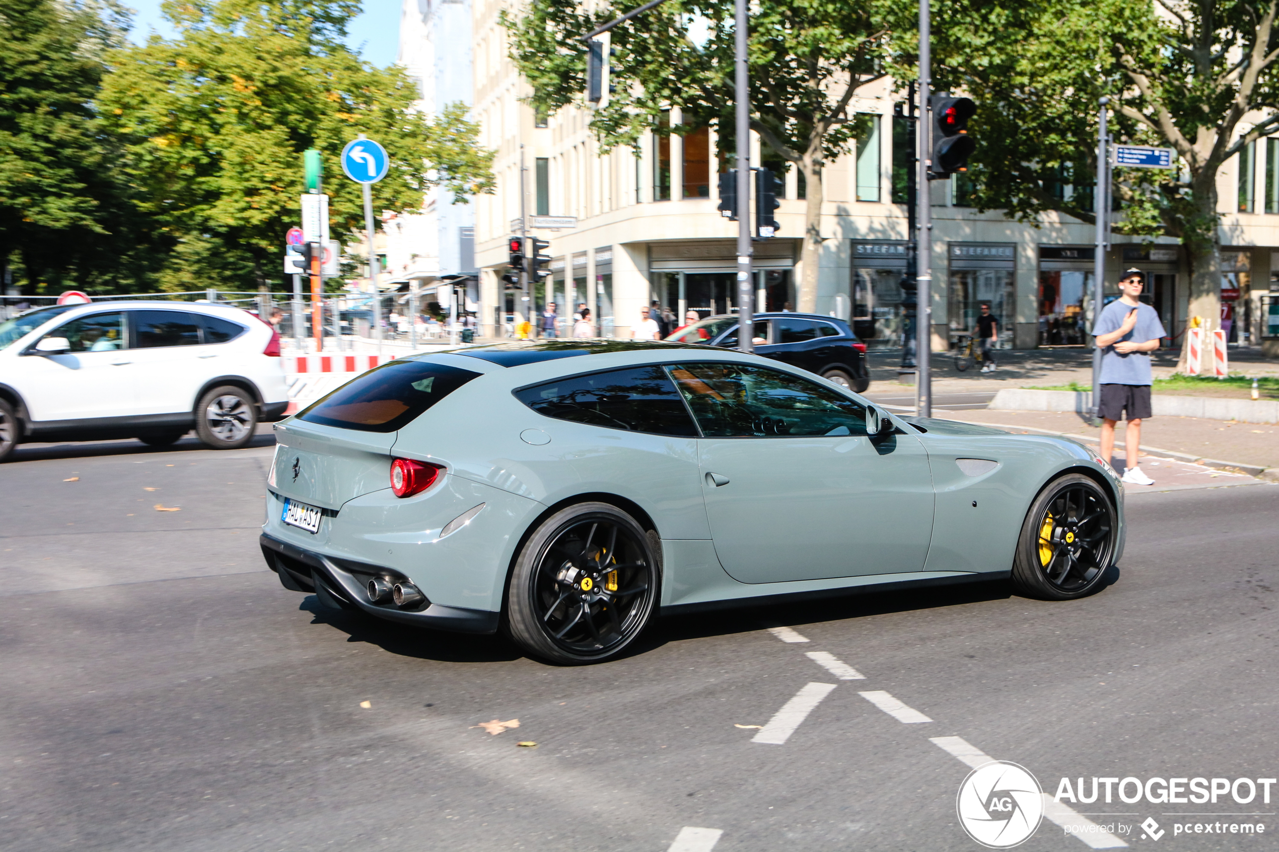 Ferrari FF