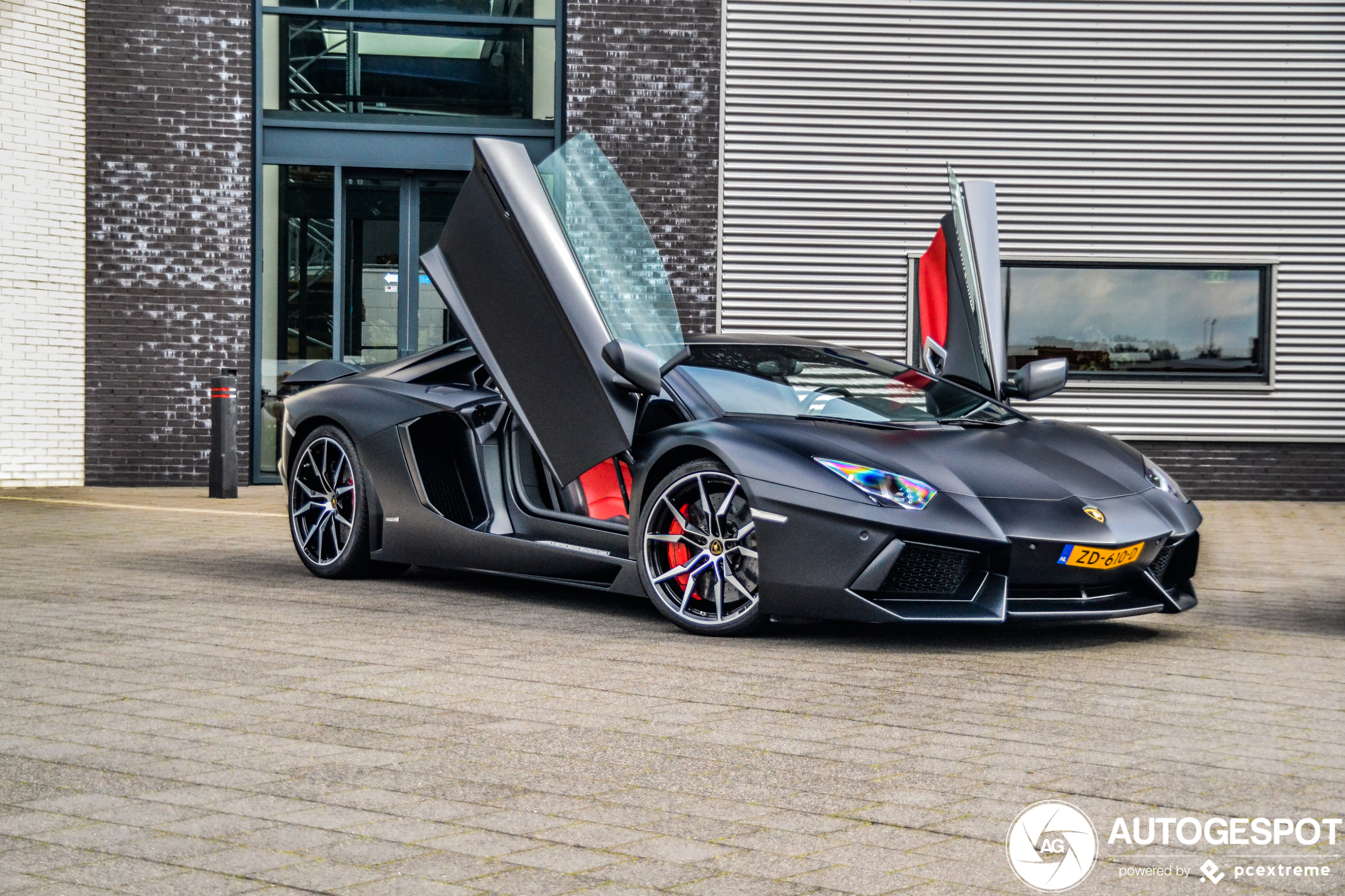 Lamborghini Aventador LP700-4