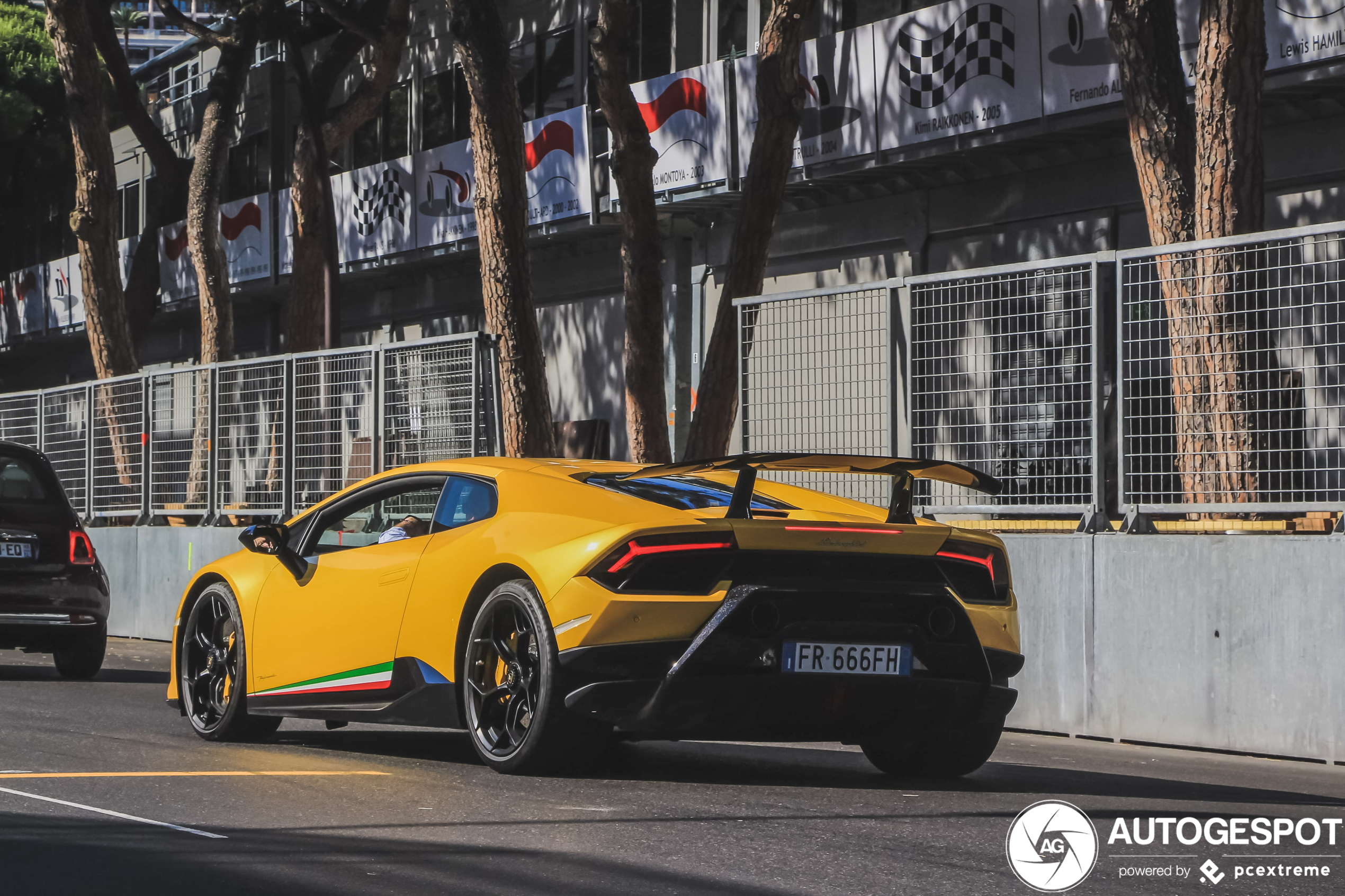 Lamborghini Huracán LP640-4 Performante