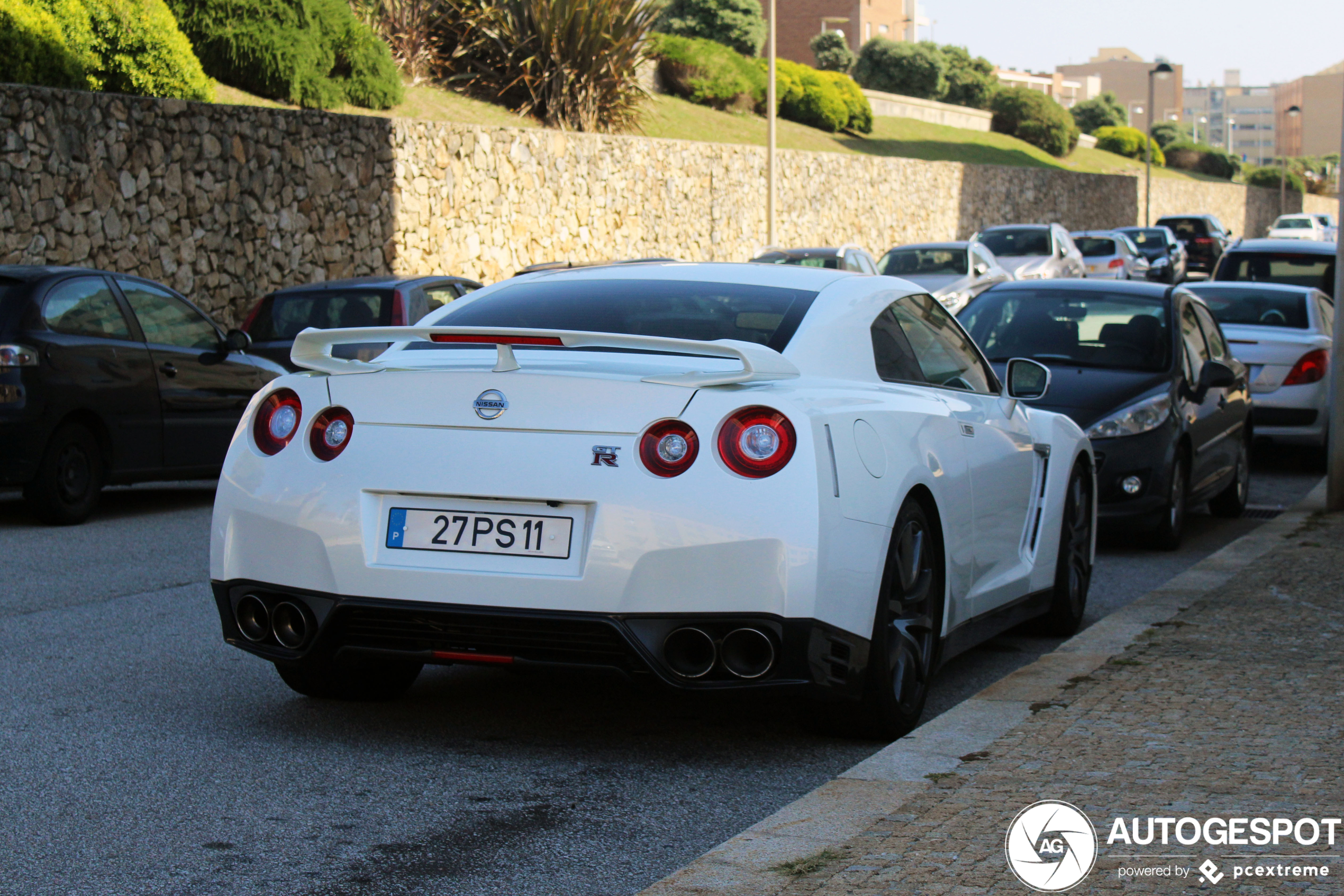 Nissan GT-R 2014