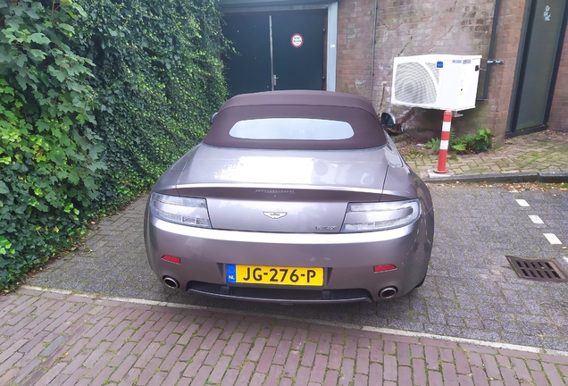 Aston Martin V8 Vantage Roadster