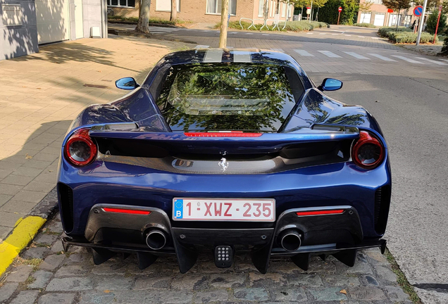 Ferrari 488 Pista