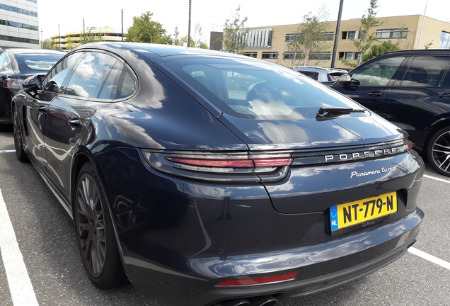 Porsche 971 Panamera Turbo Executive