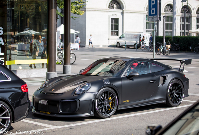 Porsche 991 GT2 RS Weissach Package