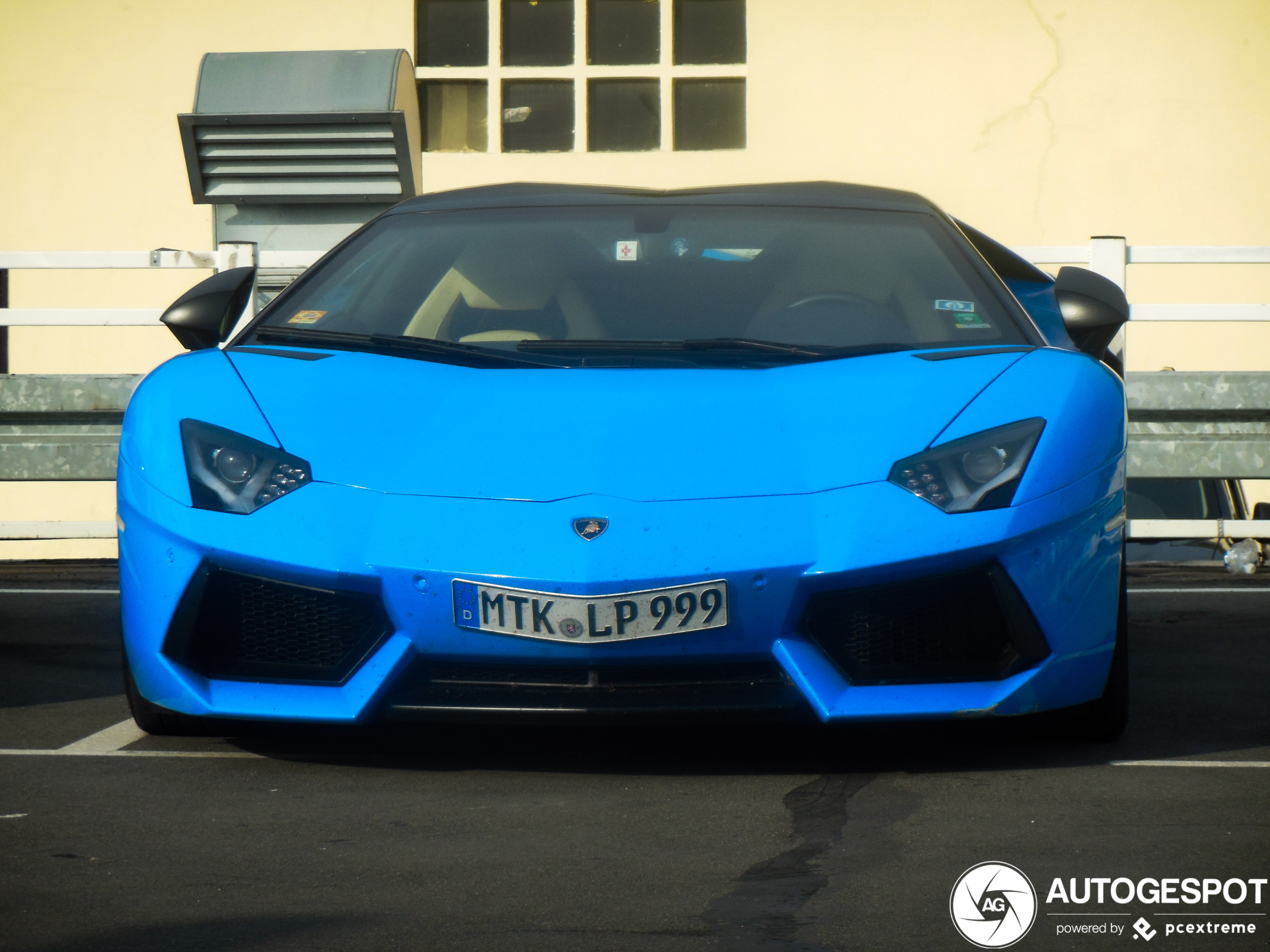 Lamborghini Aventador LP700-4 Roadster