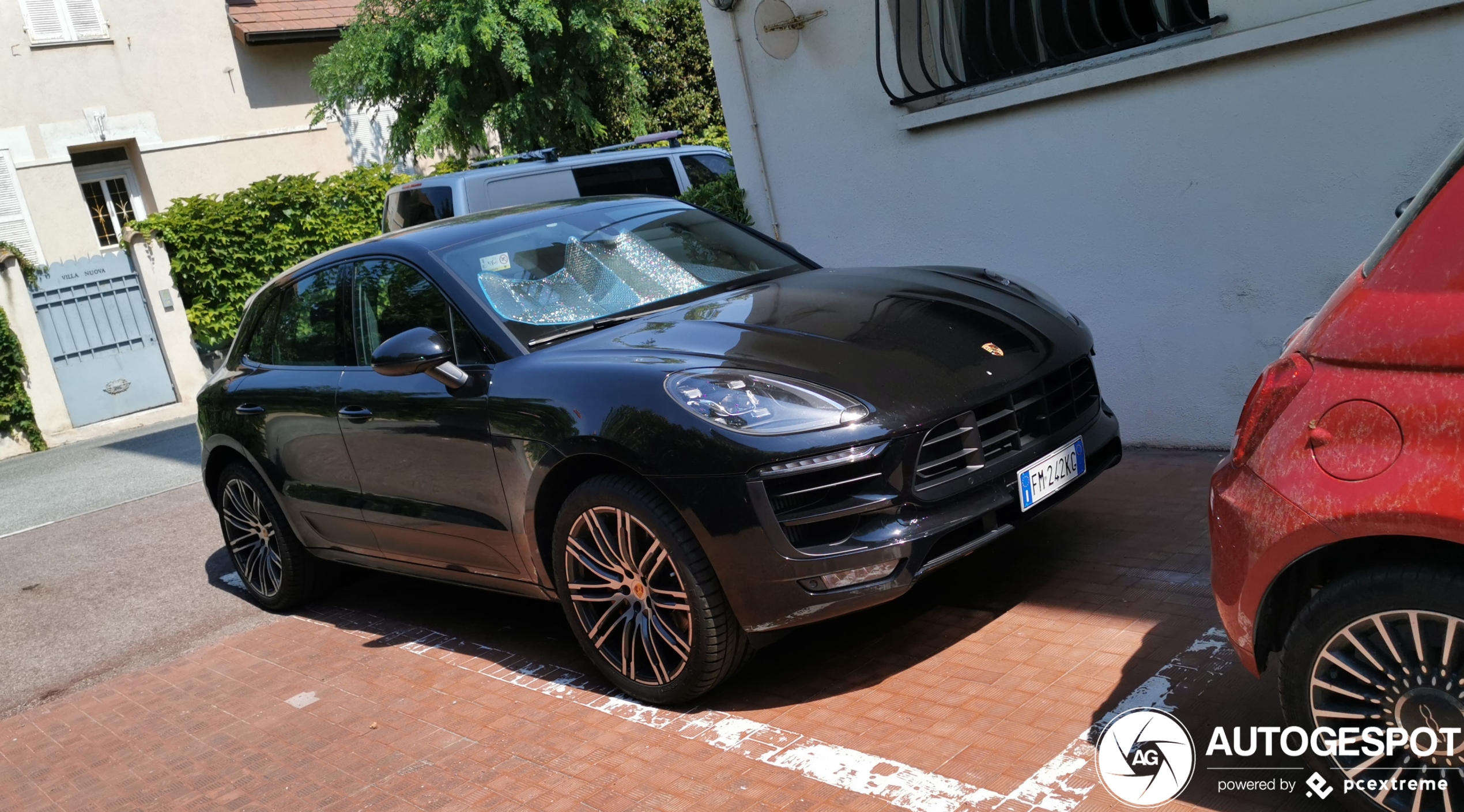 Porsche 95B Macan GTS