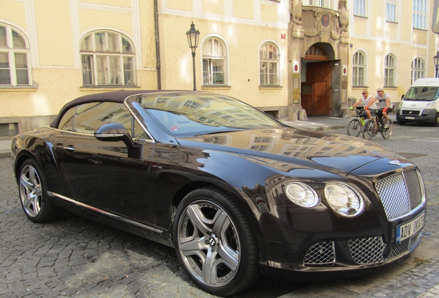 Bentley Continental GTC 2012