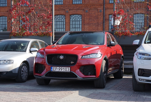 Jaguar F-PACE SVR