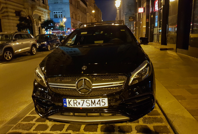 Mercedes-AMG A 45 W176 2015