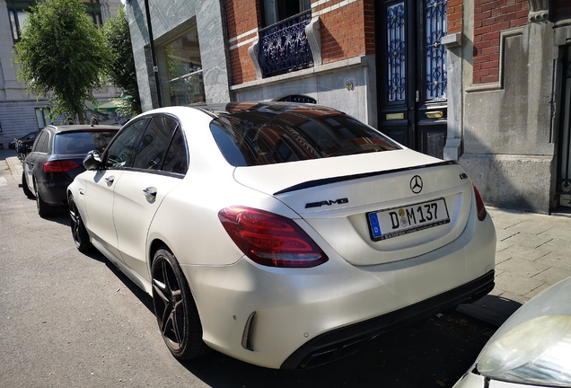 Mercedes-AMG C 63 S W205