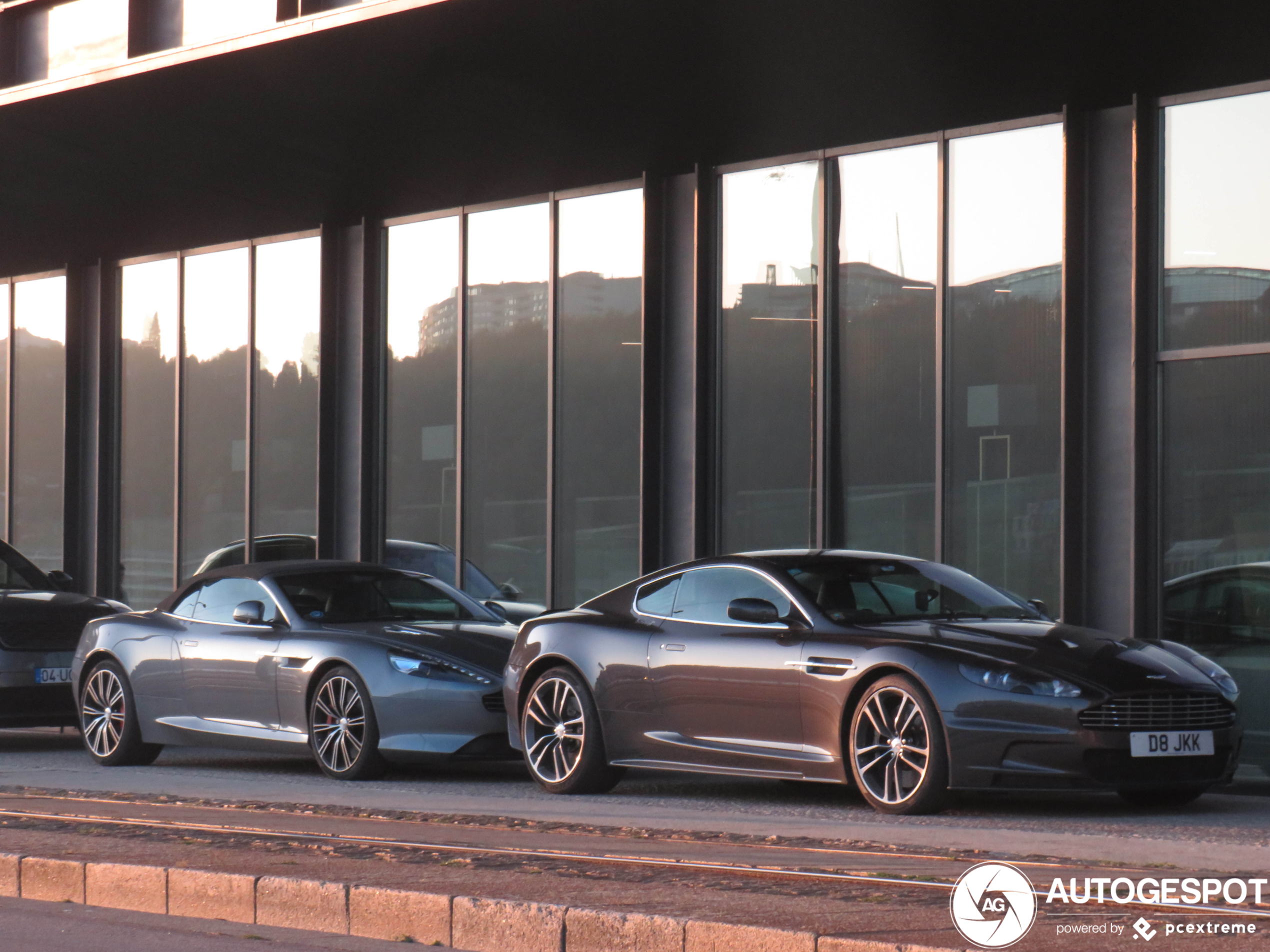 Aston Martin Virage Volante 2011