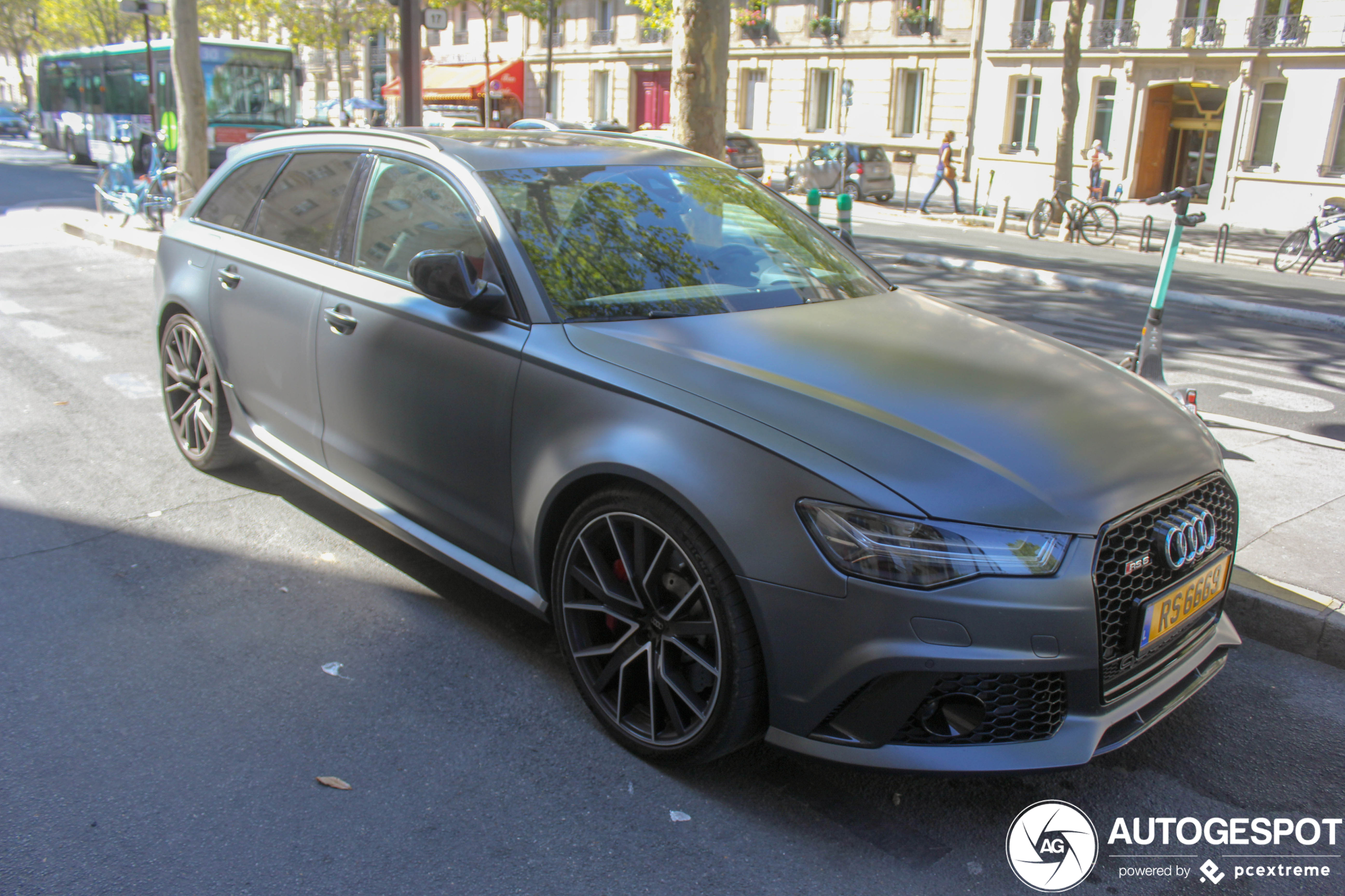 Audi RS6 Avant C7 2015