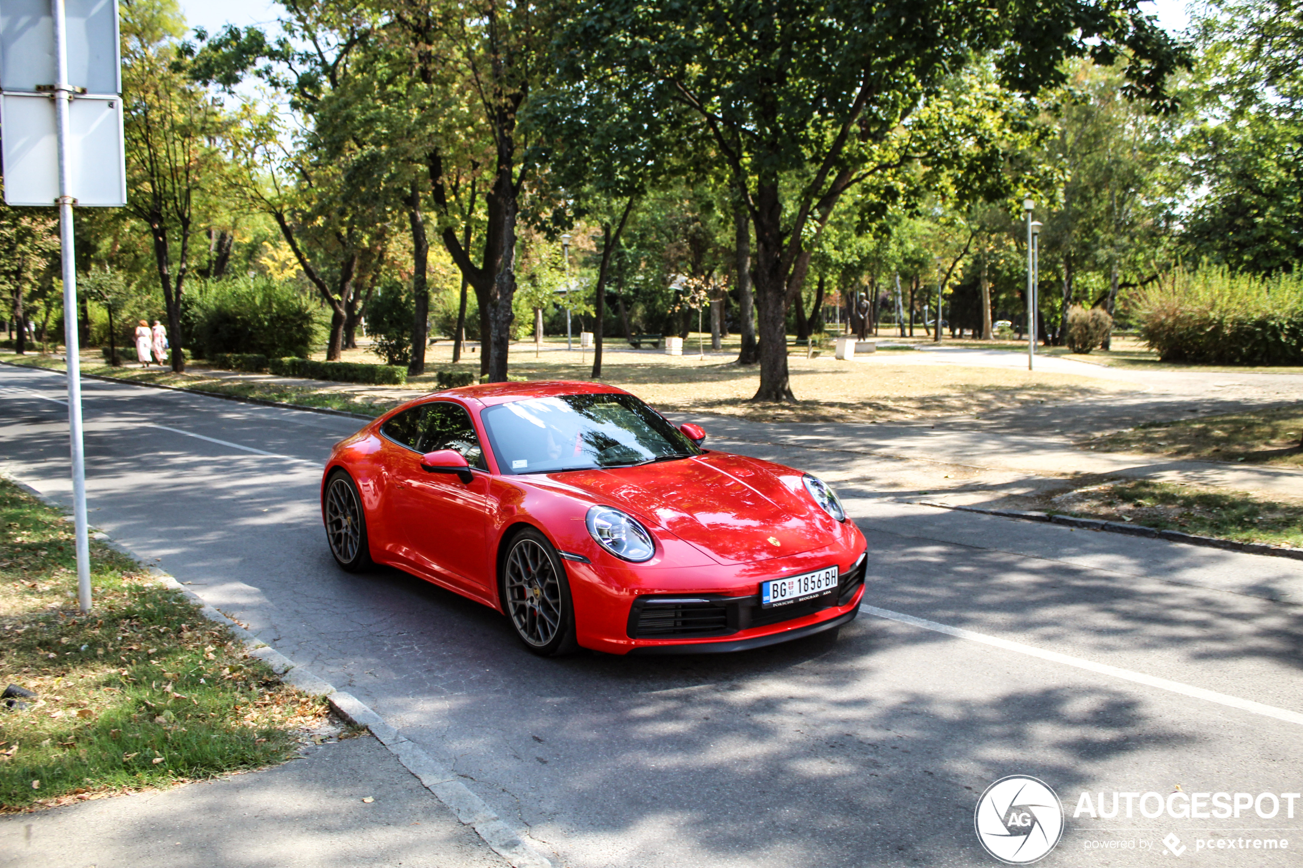 Porsche 992 Carrera 4S