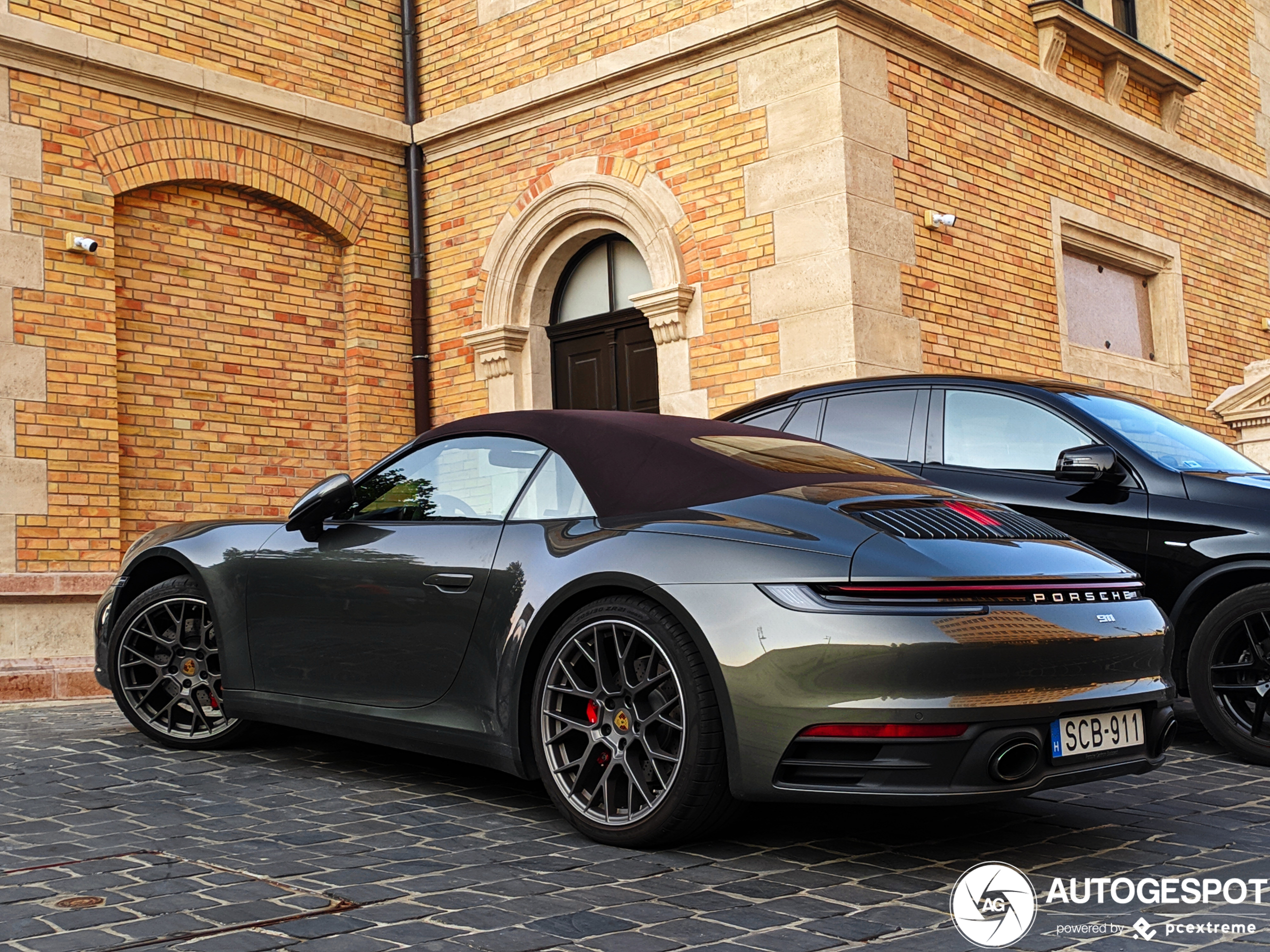 Porsche 992 Carrera 4S Cabriolet