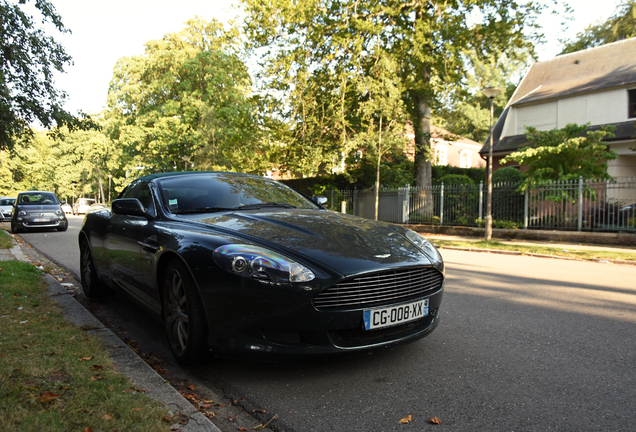 Aston Martin DB9 Volante