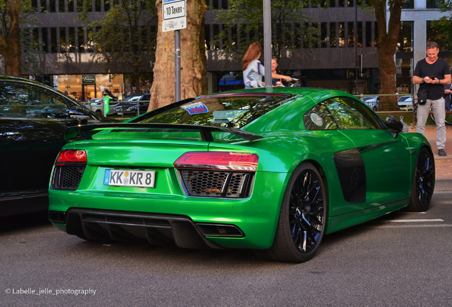 Audi R8 V10 Plus 2015