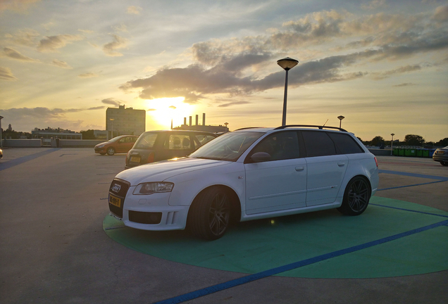 Audi RS4 Avant B7