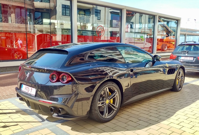 Ferrari GTC4Lusso