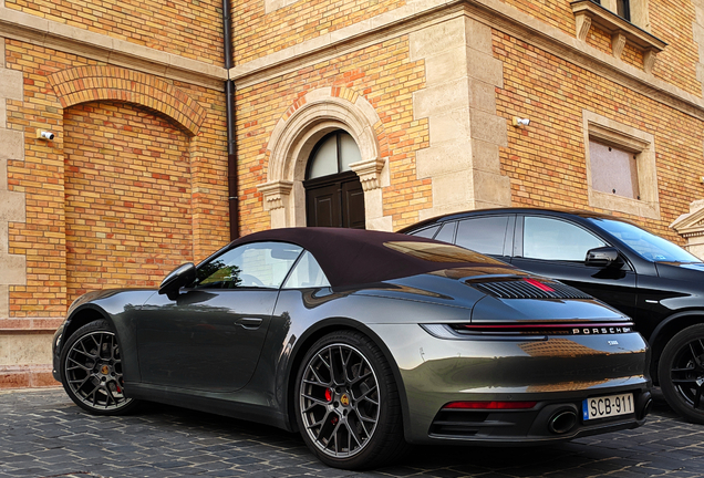 Porsche 992 Carrera 4S Cabriolet