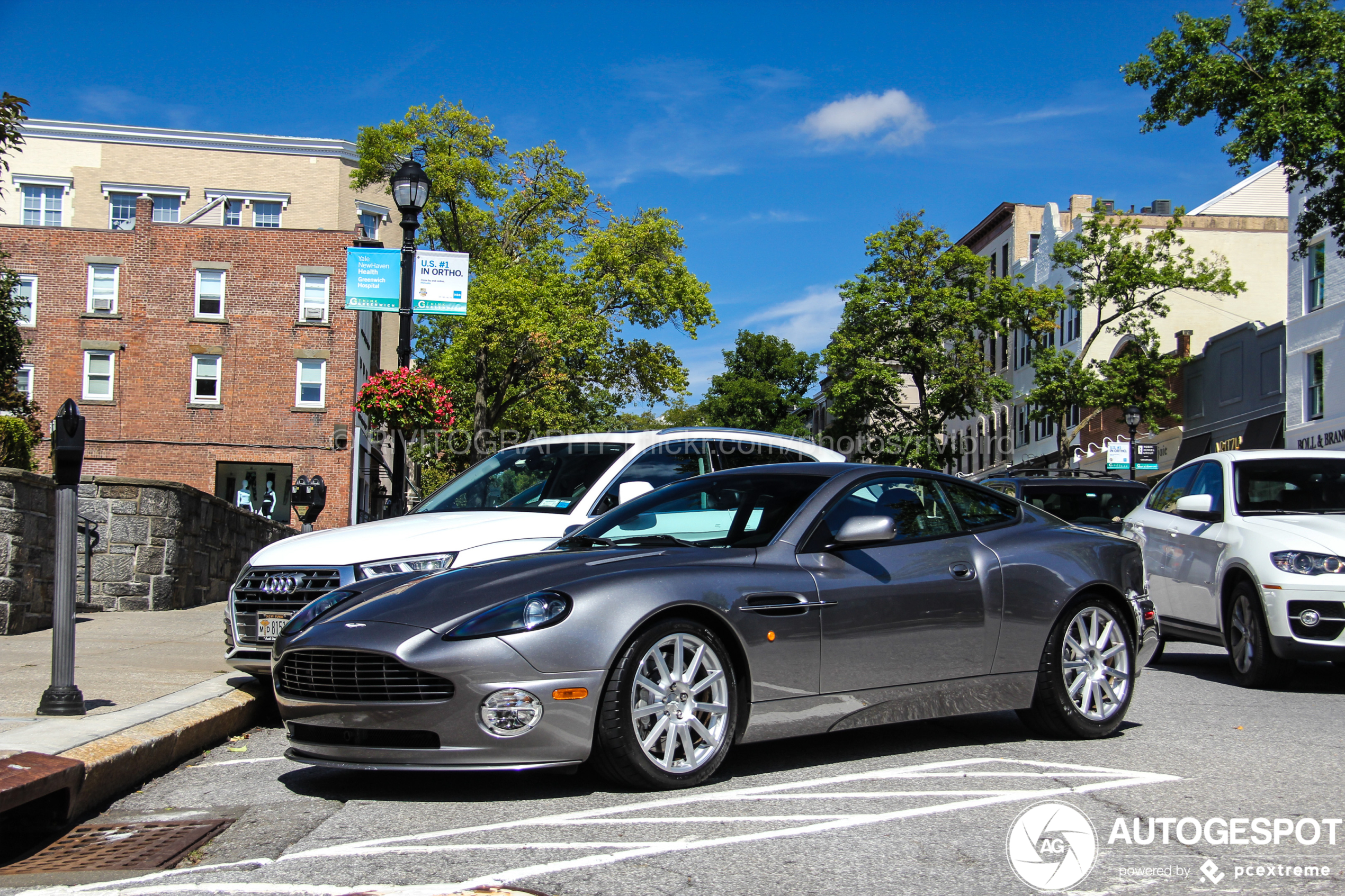 Aston Martin Vanquish S