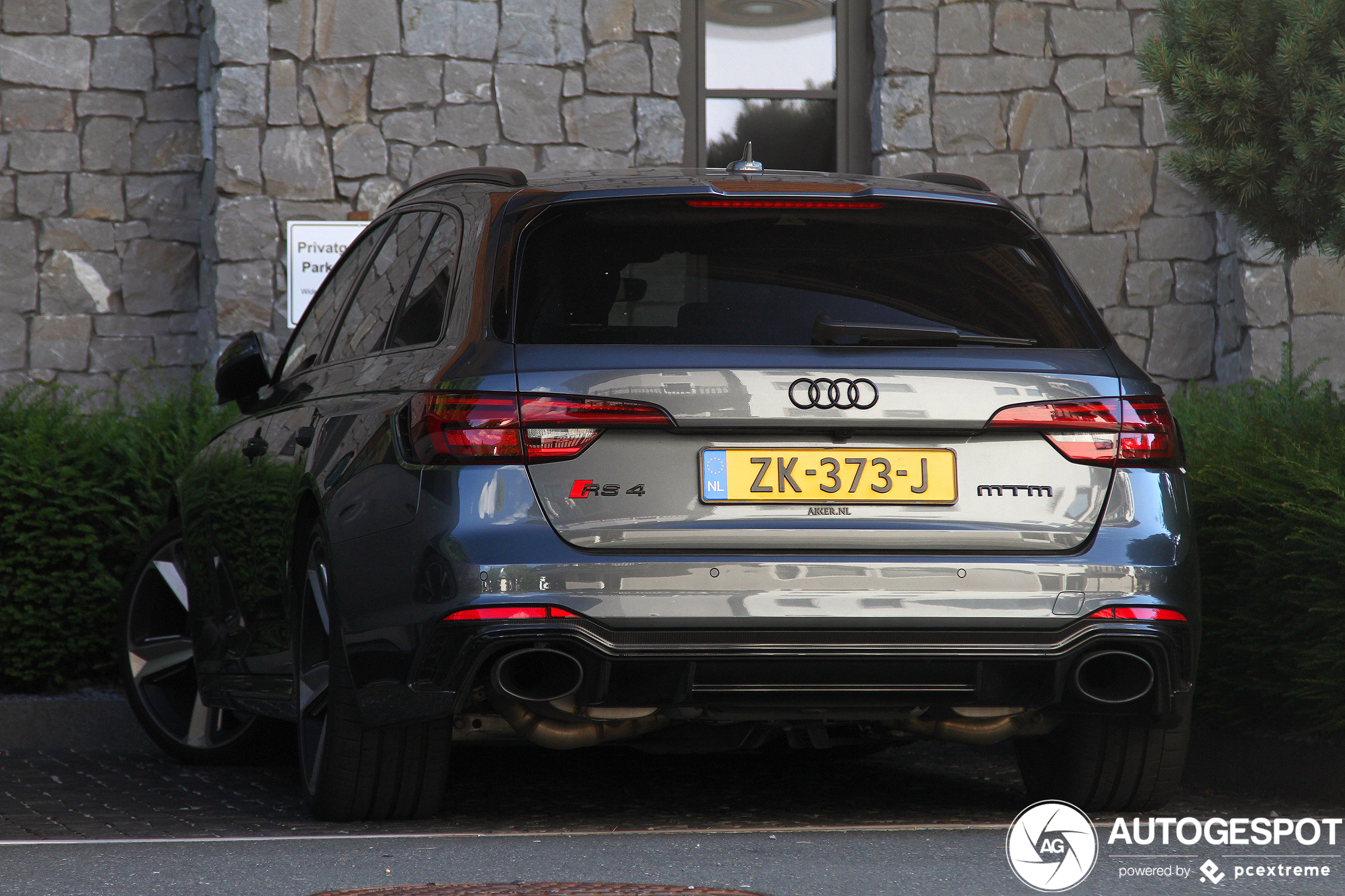 Audi MTM RS4 Avant B9