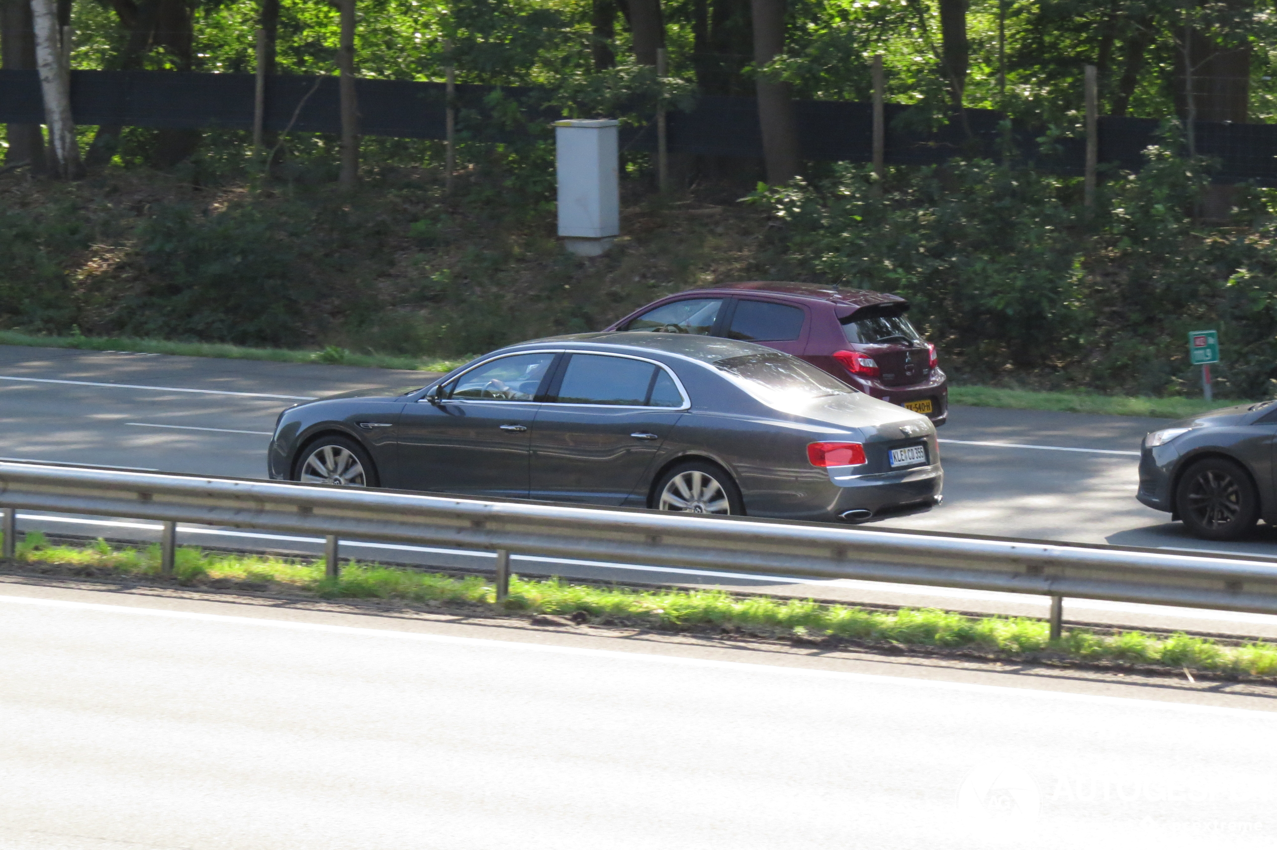 Bentley Flying Spur W12