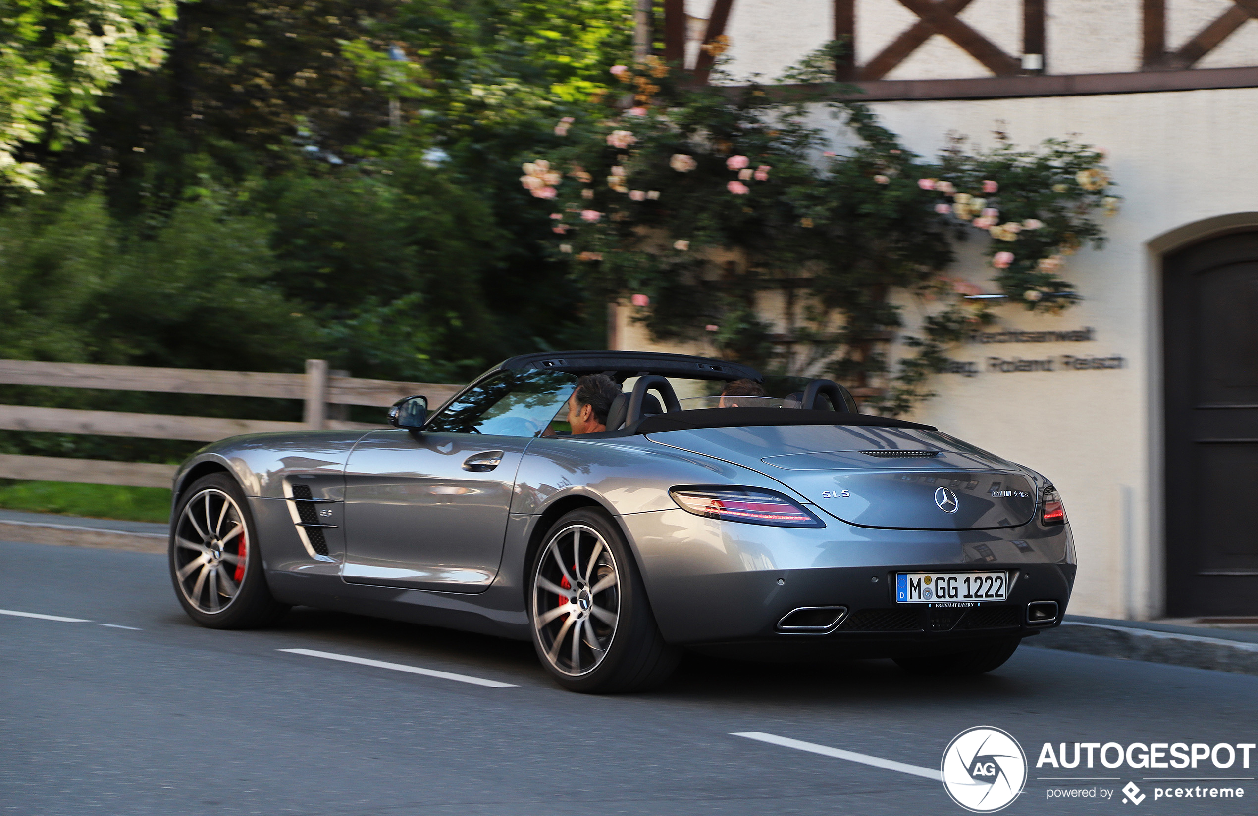 Mercedes-Benz SLS AMG GT Roadster