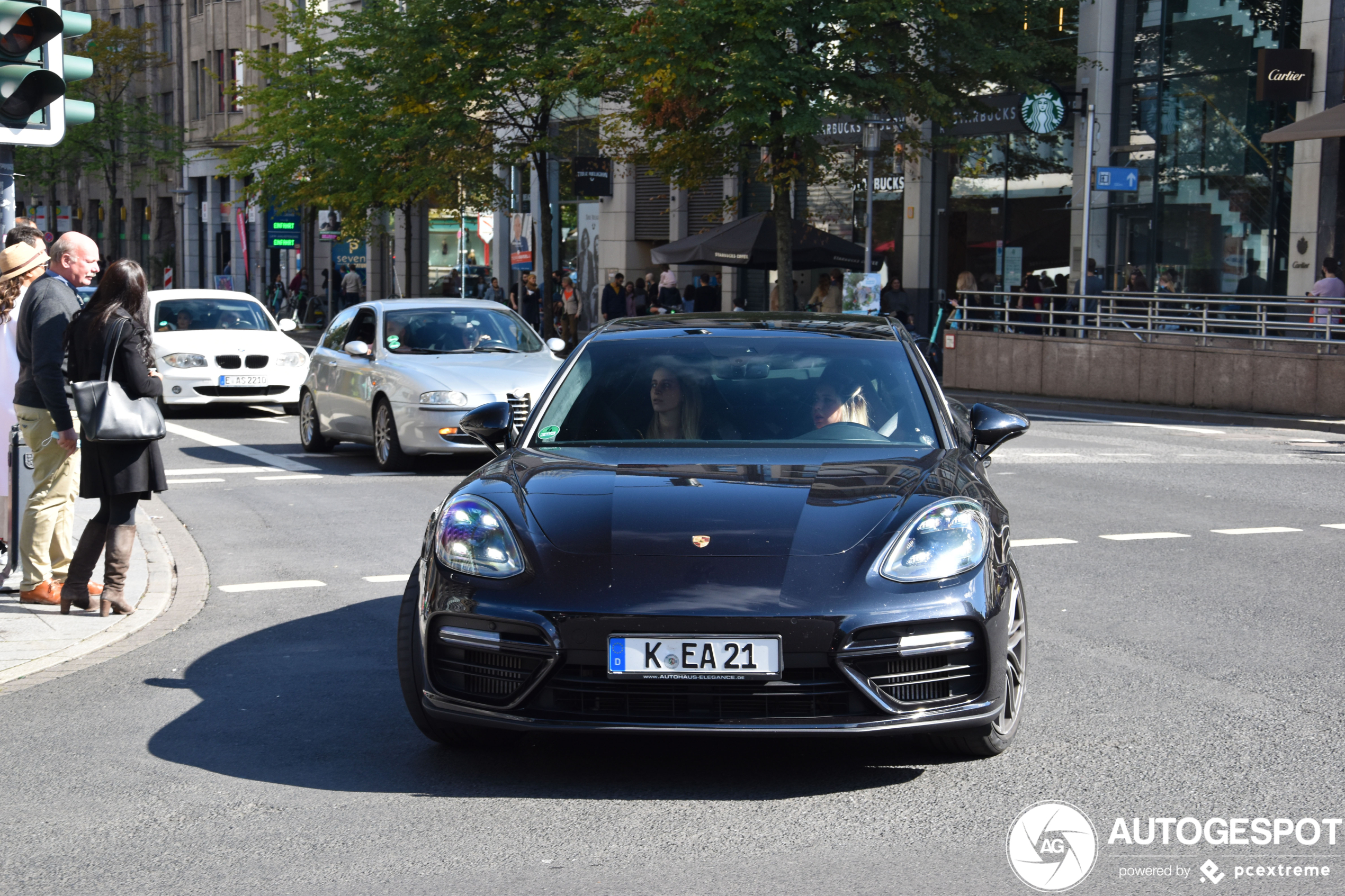 Porsche 971 Panamera Turbo