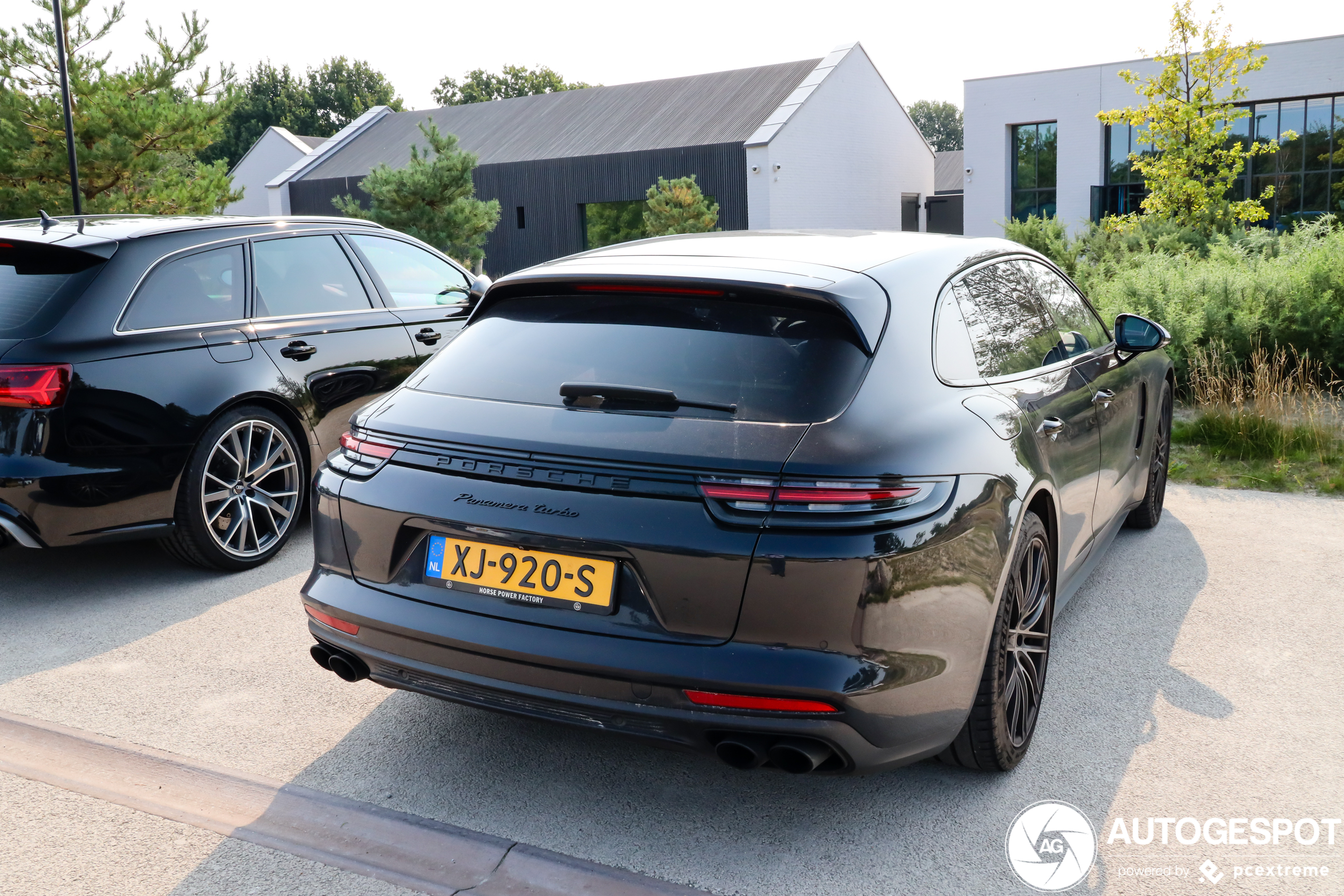 Porsche 971 Panamera Turbo Sport Turismo