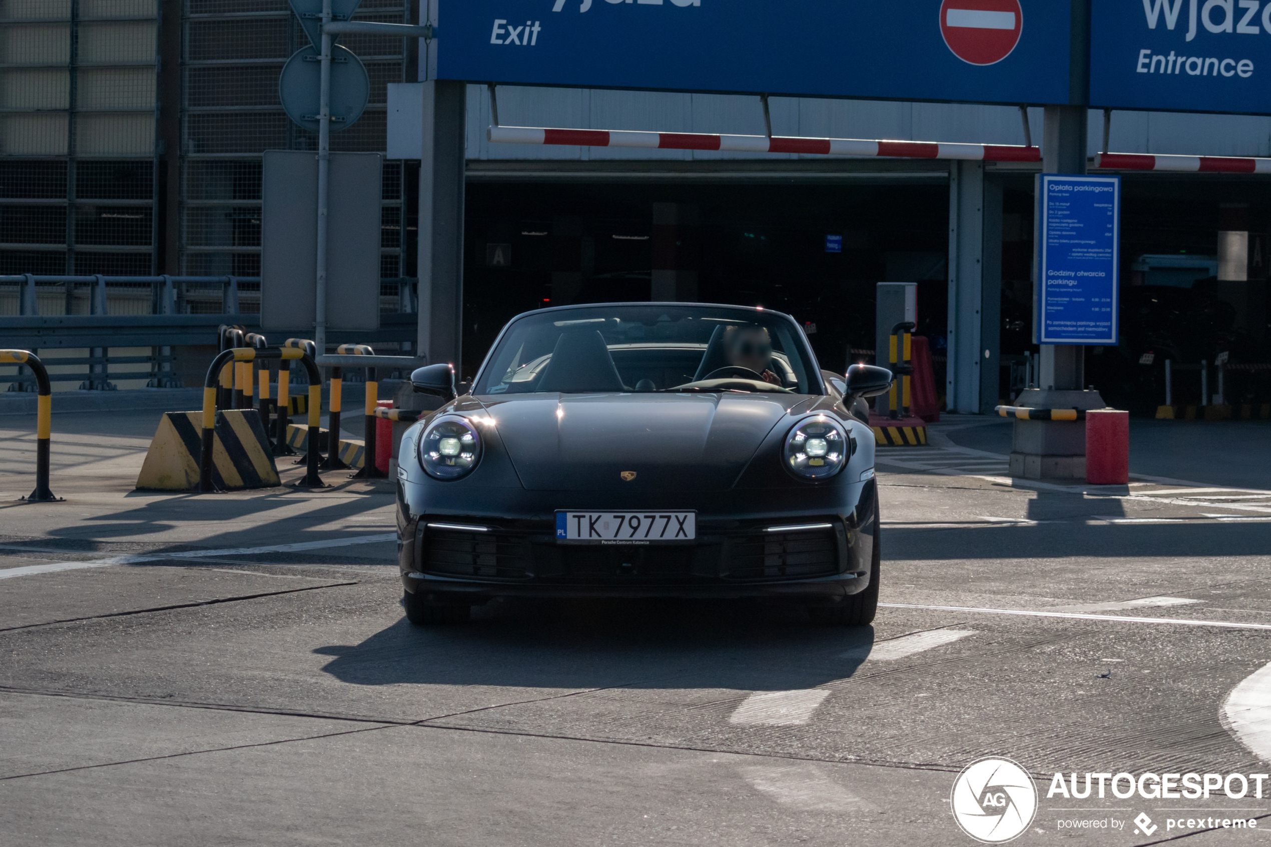 Porsche 992 Carrera 4S Cabriolet