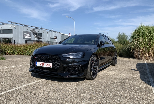 Audi RS4 Avant B9