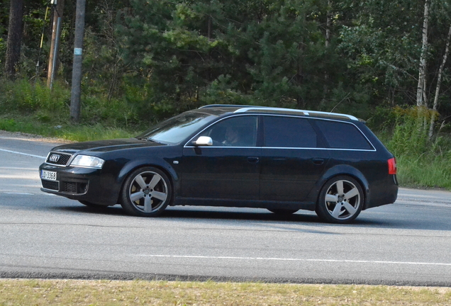 Audi RS6 Avant C5