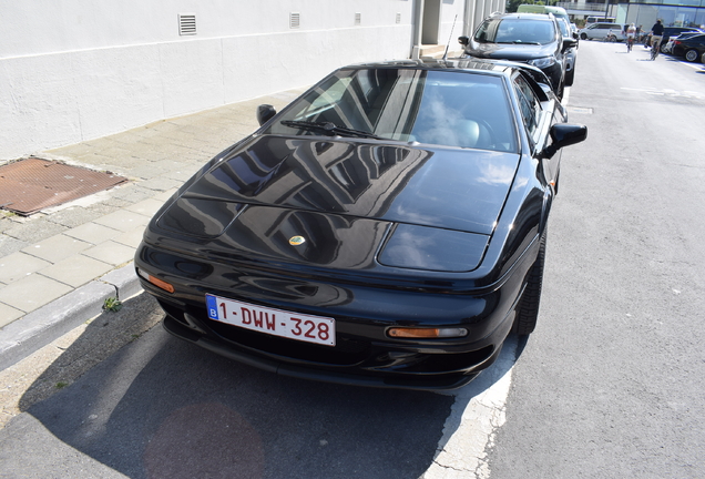 Lotus Esprit V8 GT