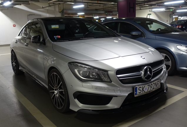 Mercedes-Benz CLA 45 AMG C117