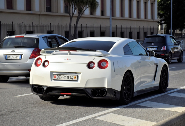 Nissan GT-R J-SPEC PERF