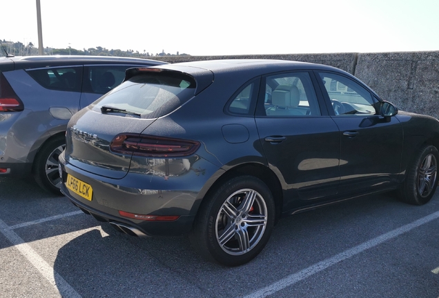 Porsche 95B Macan Turbo