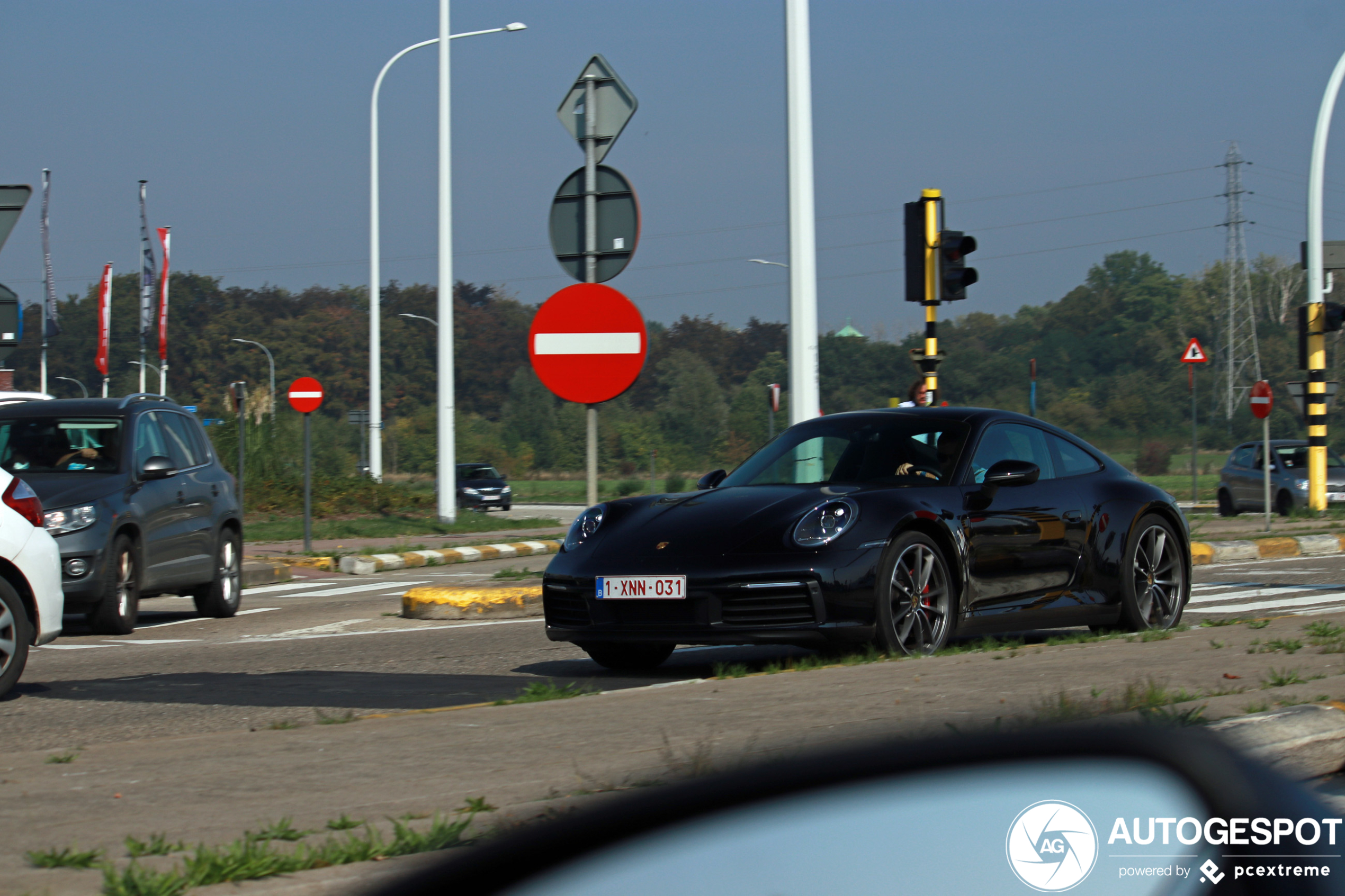 Porsche 992 Carrera 4S