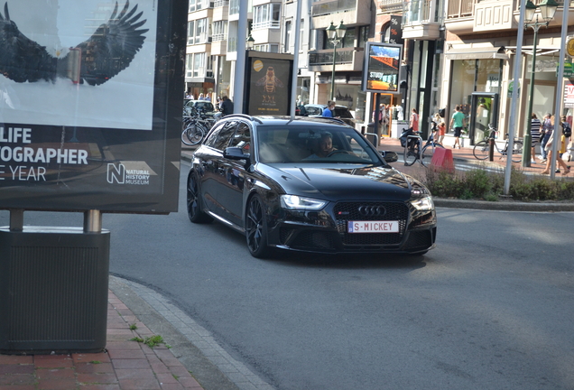 Audi RS4 Avant B8