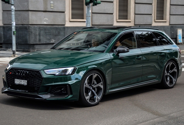 Audi RS4 Avant B9