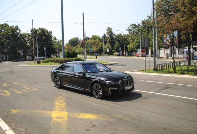 BMW M760Li xDrive 2019