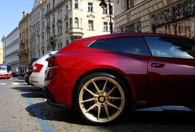 Ferrari GTC4Lusso Novitec Rosso