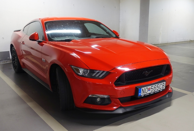 Ford Mustang GT 2015