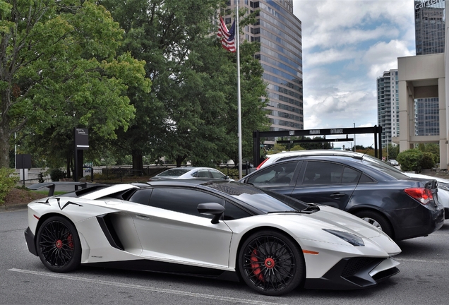 Lamborghini Aventador LP750-4 SuperVeloce Roadster