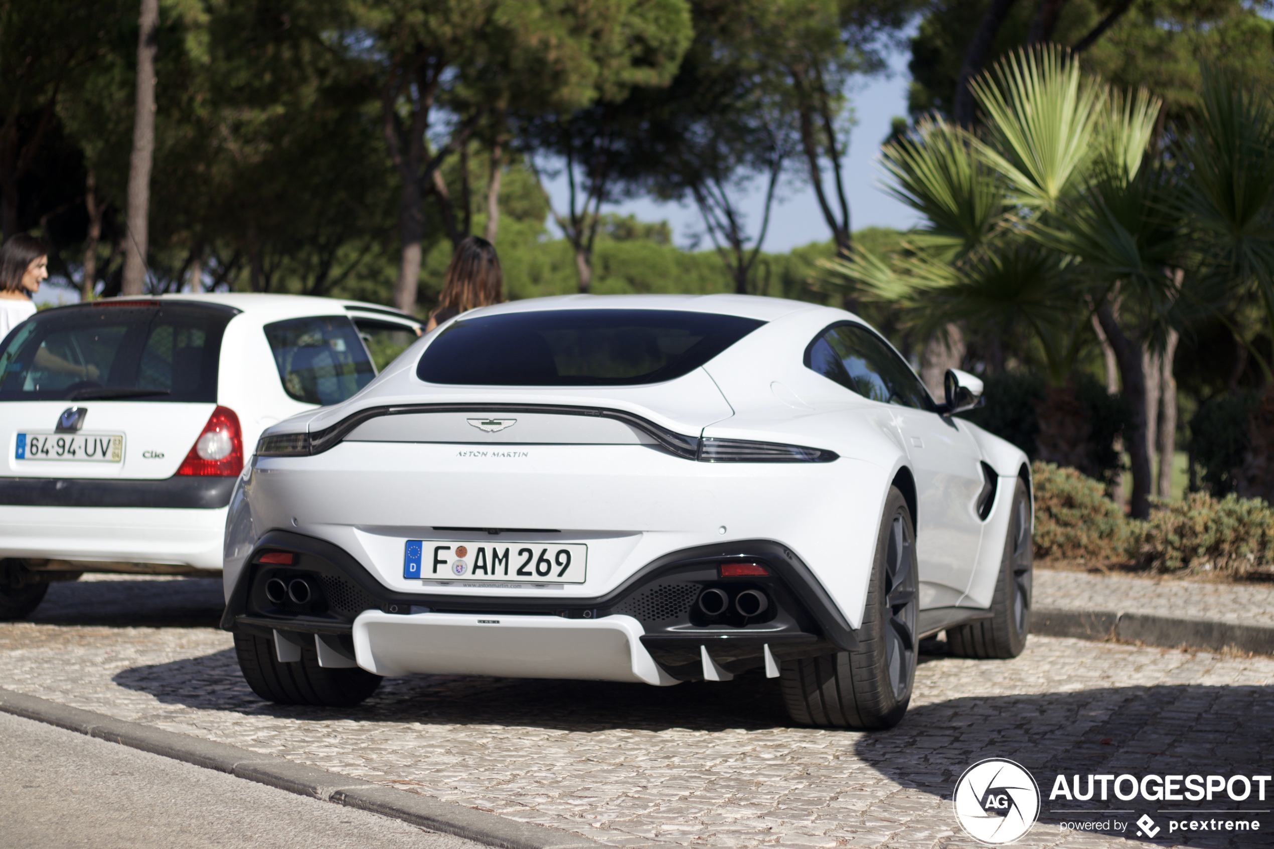 Aston Martin V8 Vantage 2018