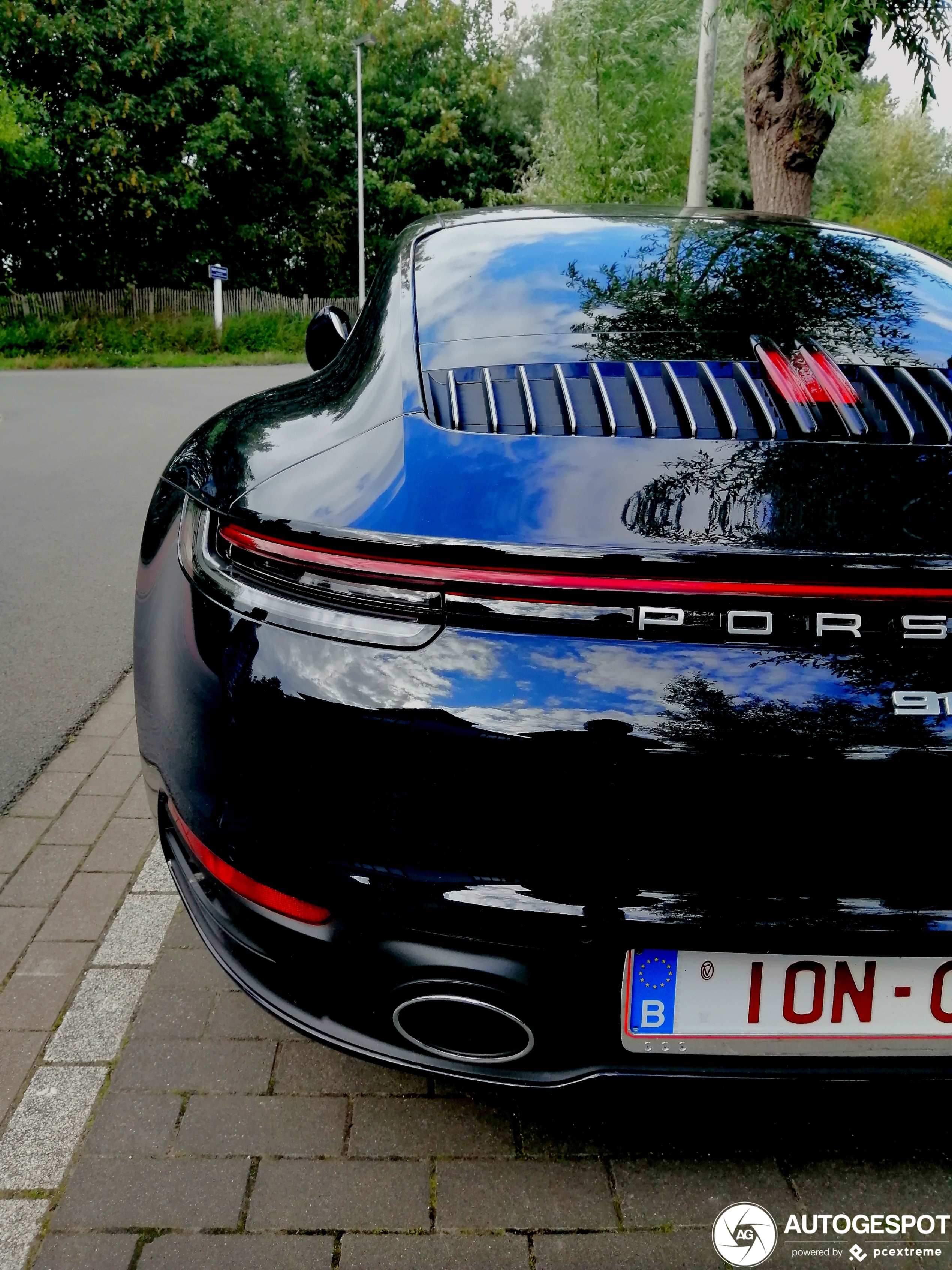 Porsche 992 Carrera 4S