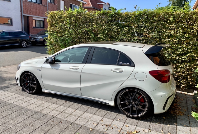 Mercedes-AMG A 45 W176 2015