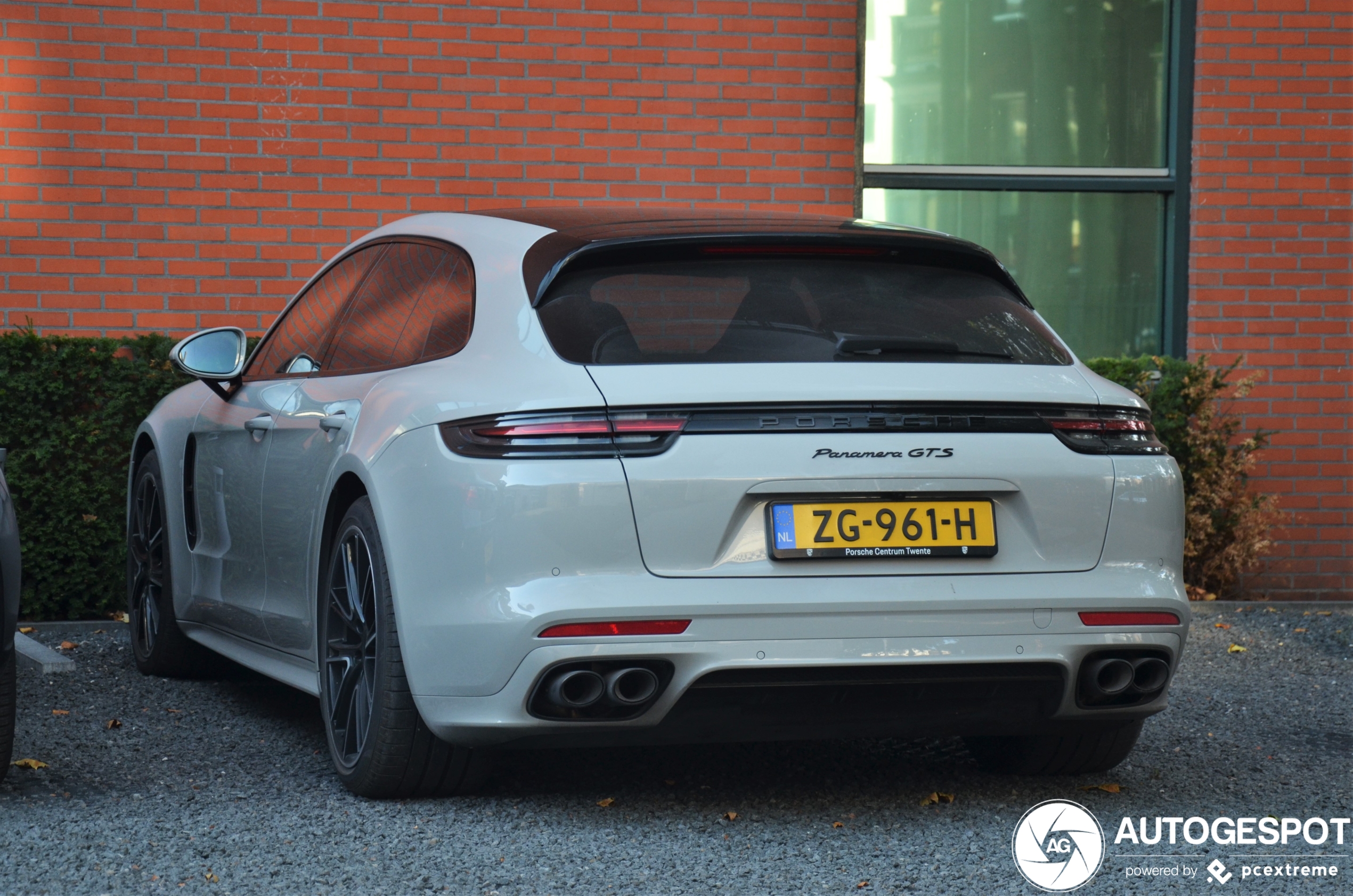 Porsche 971 Panamera GTS Sport Turismo