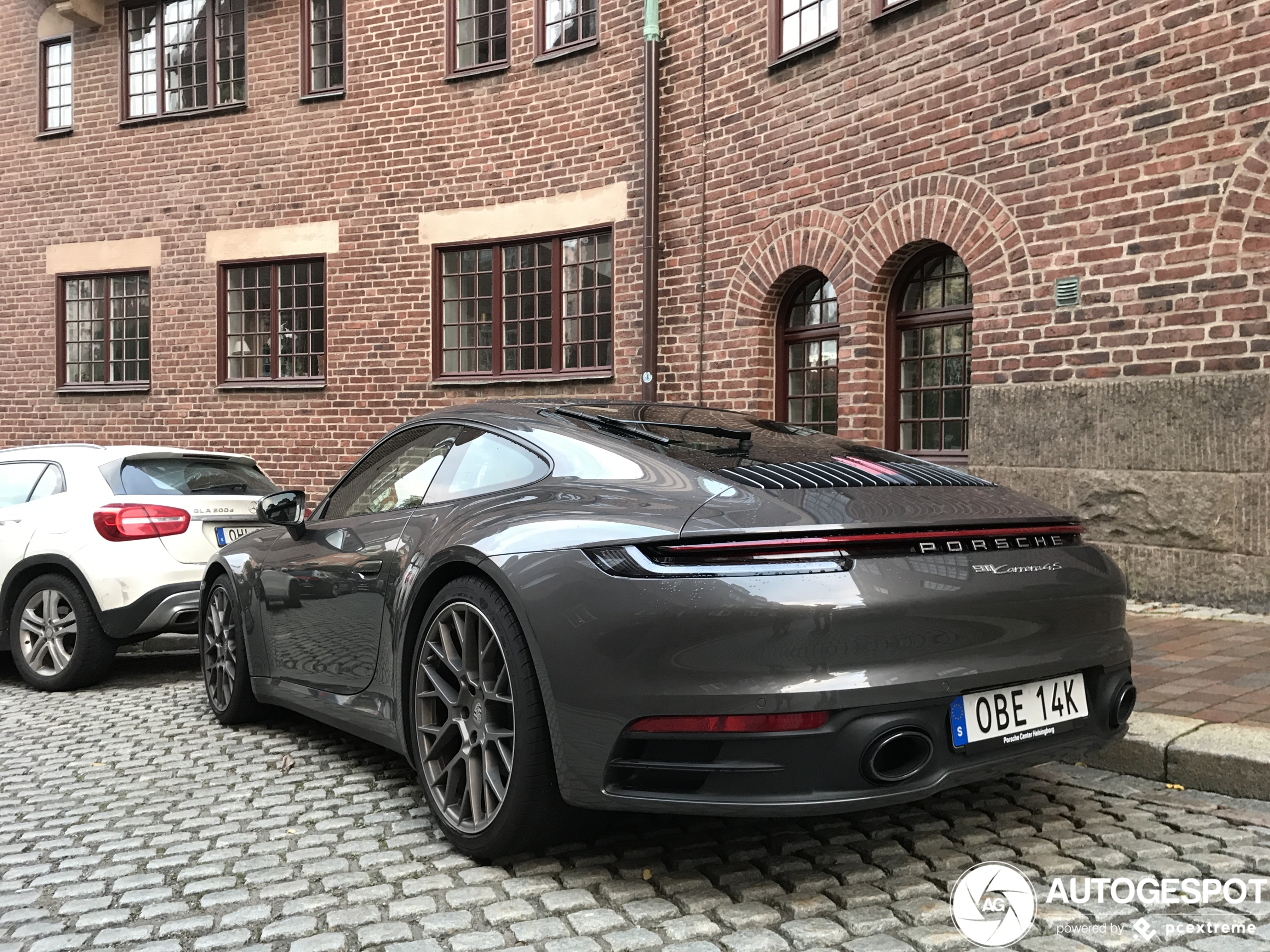 Porsche 992 Carrera 4S